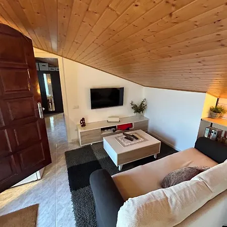 Luisa Apartment